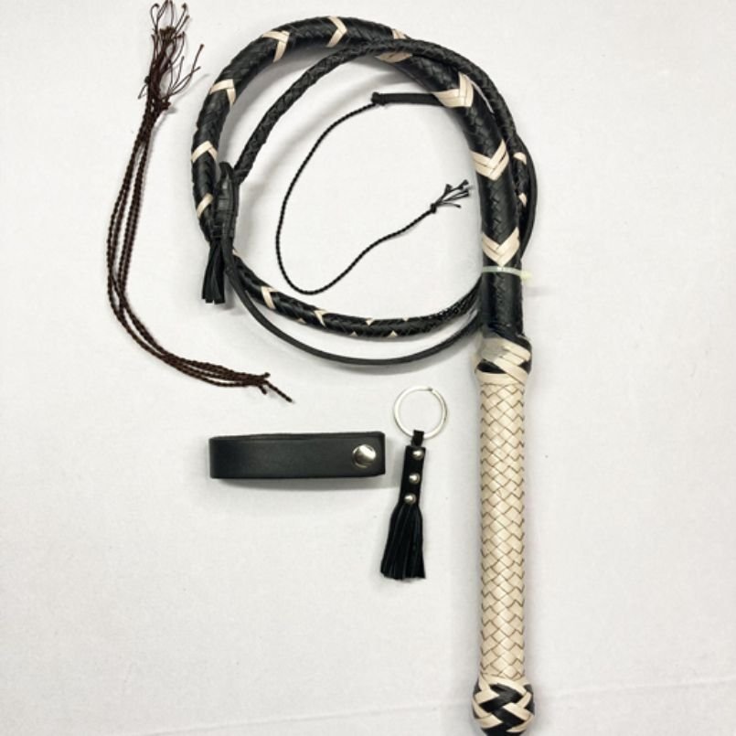 Australian Bullwhip – Cream and Black Kangaroo Whip